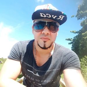 Meet your Posher, Rafael eduardo